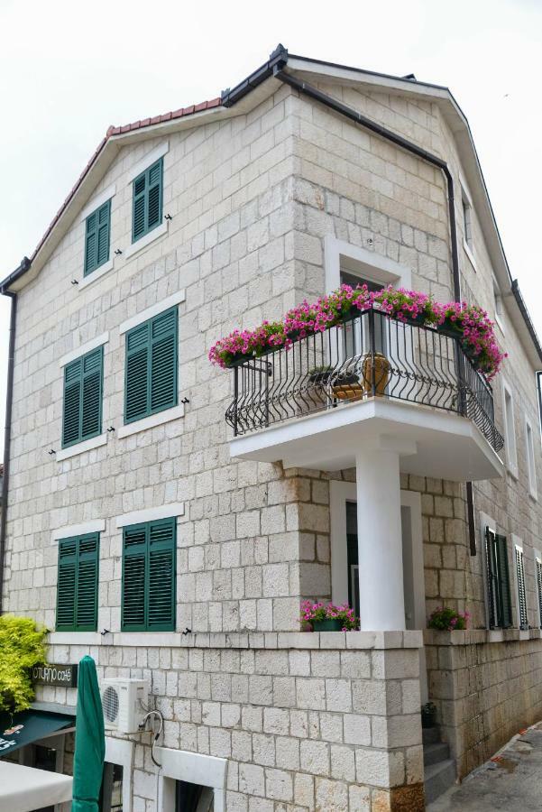 Apartmani Olujic אימוטסקי מראה חיצוני תמונה