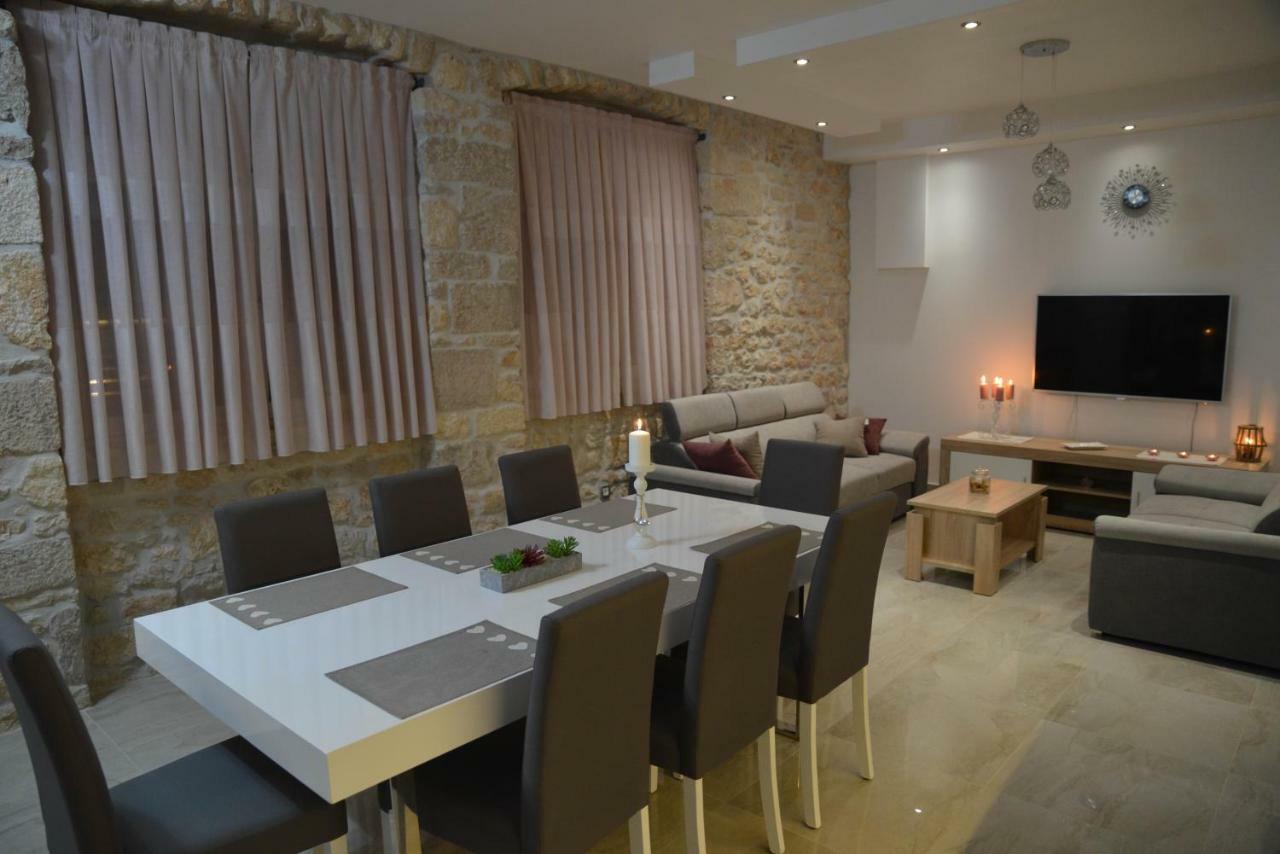 Apartmani Olujic אימוטסקי מראה חיצוני תמונה