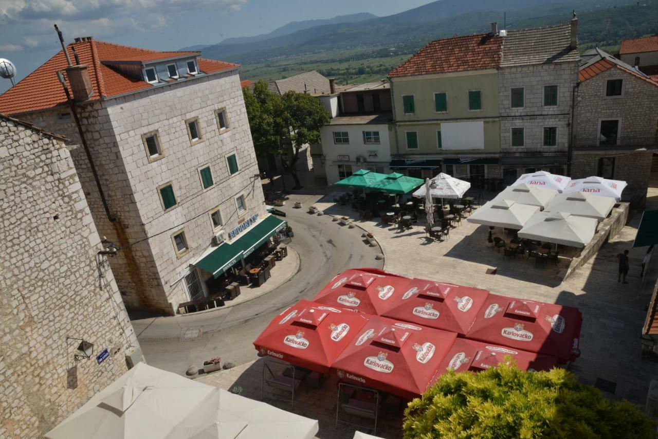 Apartmani Olujic אימוטסקי מראה חיצוני תמונה